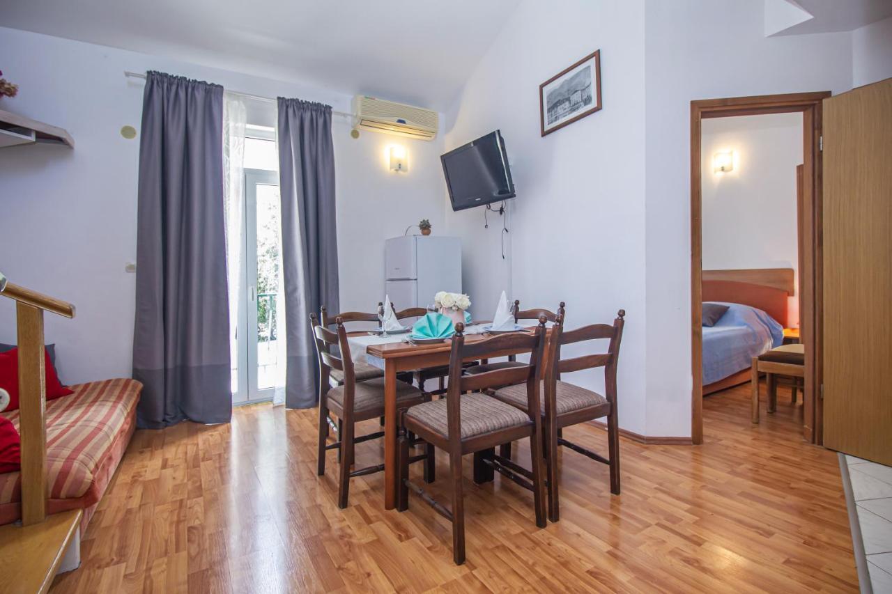 Apartments Branka Makarska Eksteriør billede